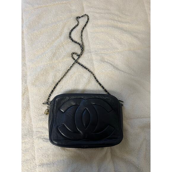 Chanel Coco Mark Fringe Chain Shoulder Bag Pouch Pochette Black Gold Metal - Picture 1 of 6